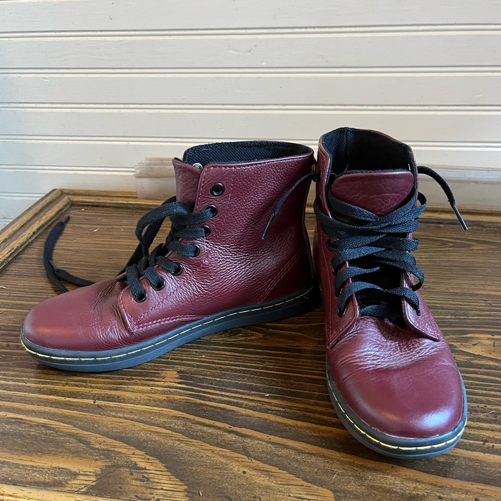 Like new Dr.Martens